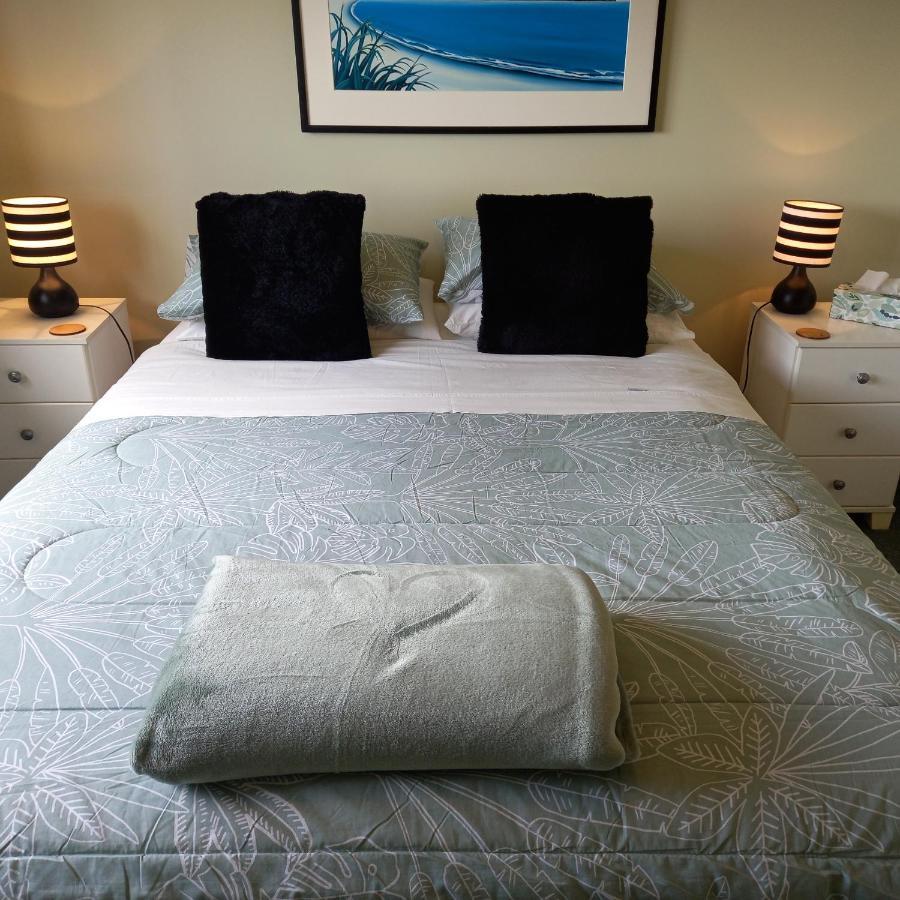 Glorit Kaipara Views Eco Lodge מראה חיצוני תמונה