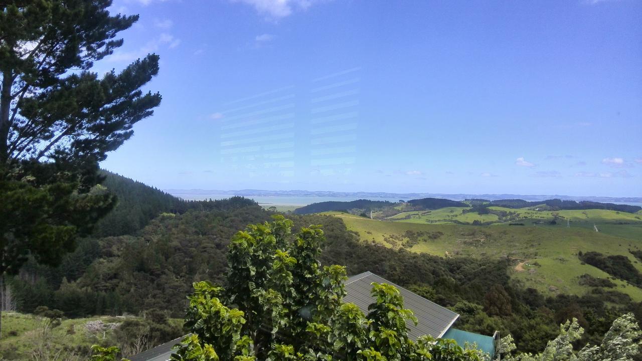 Glorit Kaipara Views Eco Lodge מראה חיצוני תמונה