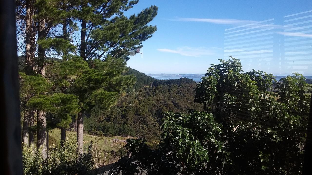 Glorit Kaipara Views Eco Lodge מראה חיצוני תמונה